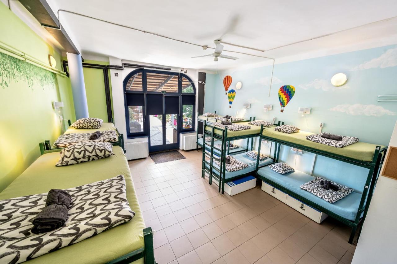 布达佩斯岛上旅馆旅舍 外观 照片 Hostel in Berlin
