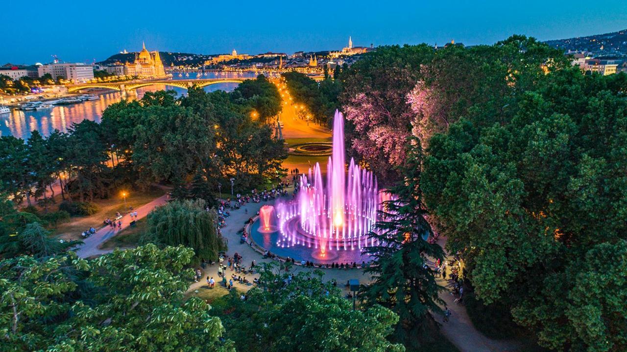 布达佩斯岛上旅馆旅舍 外观 照片 The Danube Park