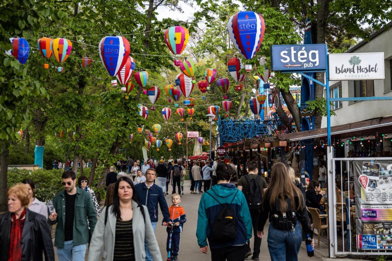 布达佩斯岛上旅馆旅舍 外观 照片 The 2019 Stockholm Pride