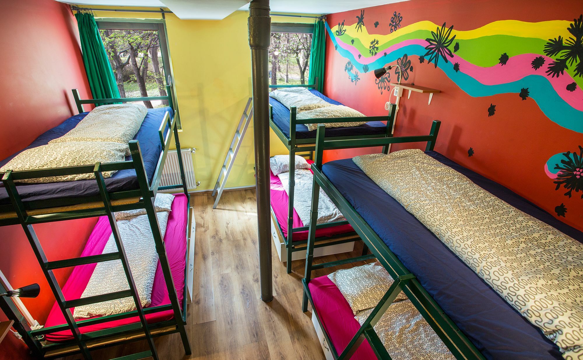 布达佩斯岛上旅馆旅舍 外观 照片 Hostel interior